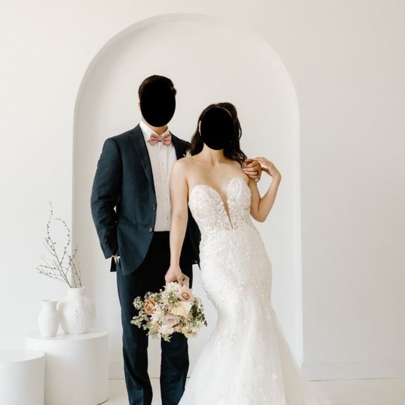 Essence of Australia Wedding Dress - Picture 3 of 6